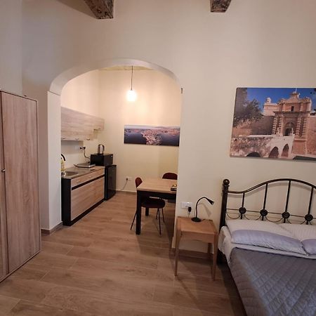Floriana One Bedroom Studio House ภายนอก รูปภาพ