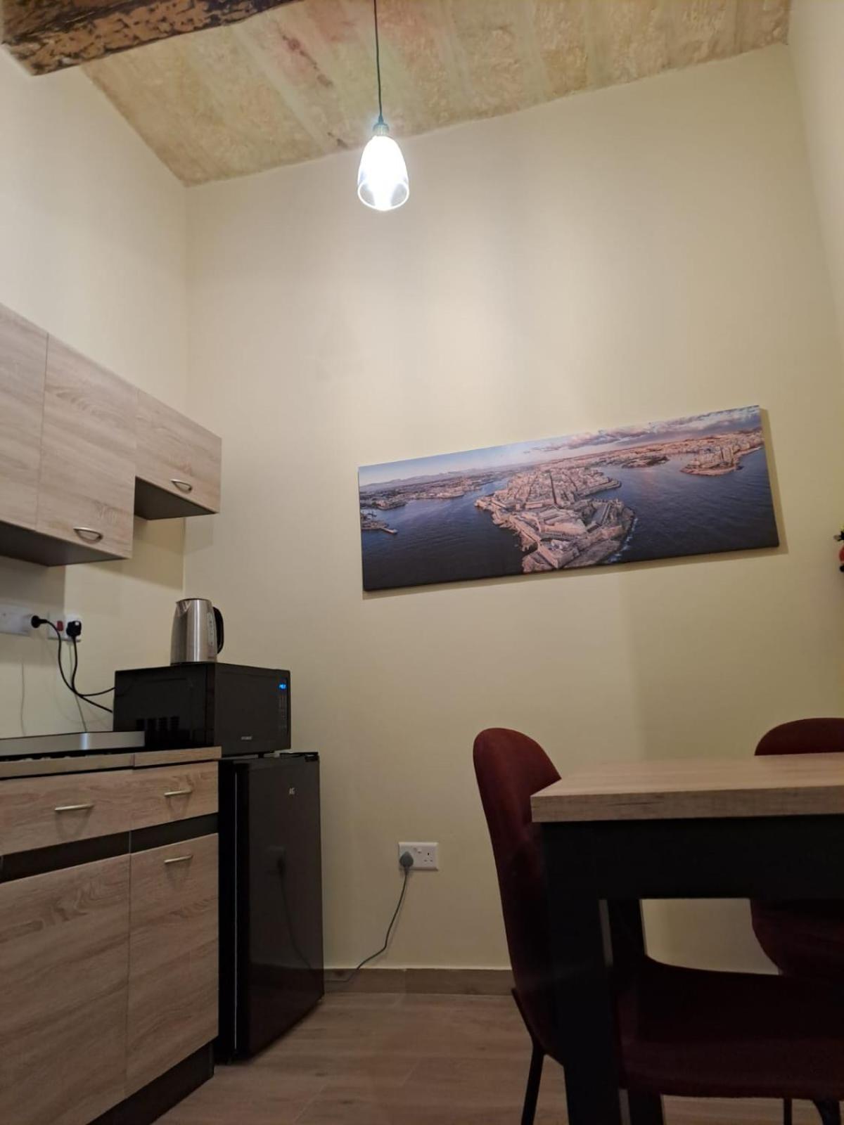 Floriana One Bedroom Studio House ภายนอก รูปภาพ
